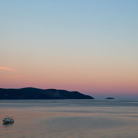 Palmon Bay Hotel & Spa Herceg Novi Exterior photo